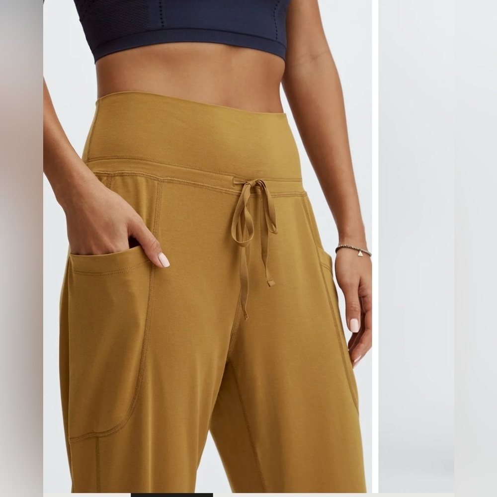 Fabletics Modal Silky Feel Pocket Drawstring Joggers Pants, Deep Bronze Size L - Picture 2 of 13